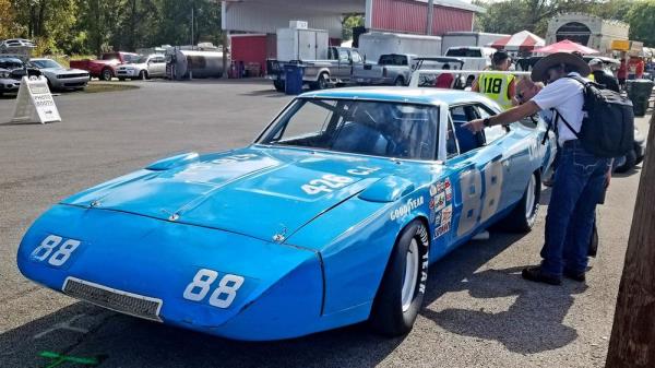 017 1969 dodge daytona nascar racer buddy baker number 88