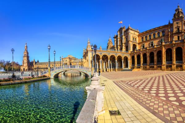 Seville offers a rich stew of tradition, atmosphere and extravagant architecture.